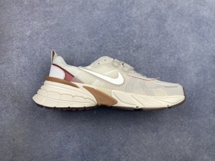  Nike V2K Run耐克 V2K 低帮 白灰红 男女同款 减震防滑低邦跑步鞋