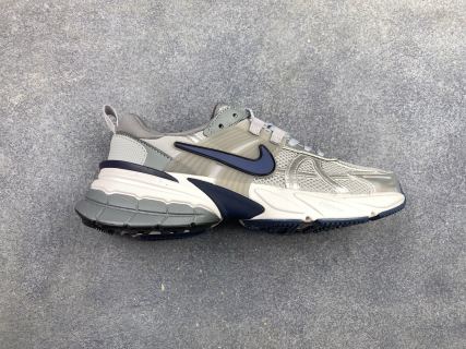 Nike V2K Run耐克 V2K 低幫 白灰紅 男女同款 減震防滑低邦跑步鞋 多款颜色