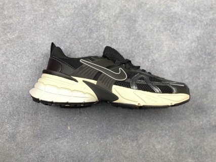 Nike V2K Run耐克 V2K 低幫 白灰紅 男女同款 減震防滑低邦跑步鞋 多款颜色