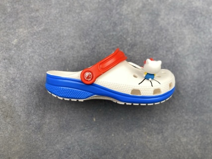  明星聯名款【卡駱馳】Crocs 卡洛馳 洞洞鞋