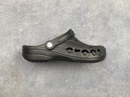 明星貝雅【卡駱馳】Crocs 卡洛馳 洞洞鞋