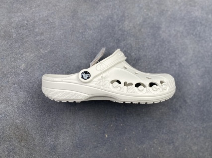 明星貝雅【卡駱馳】Crocs 卡洛馳 洞洞鞋
