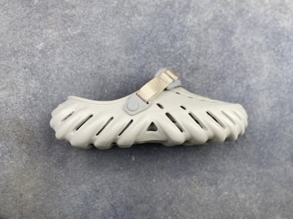 波波【卡駱馳】Crocs 卡洛馳 洞洞鞋
