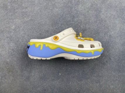 【卡駱馳】Crocs 卡洛馳 洞洞鞋