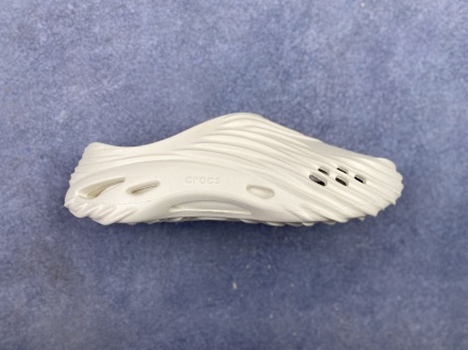 【卡駱馳】Crocs 卡洛馳 洞洞鞋