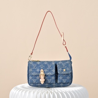【 Pochette Accessories Cargo 單肩 手袋】M27602 藍色鱷牛仔