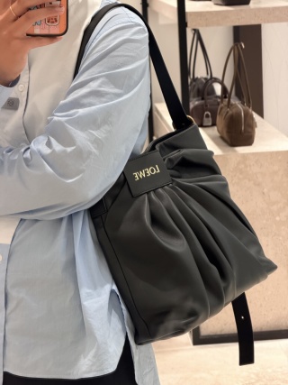 新款? 柔軟納帕羊皮革Draped手袋